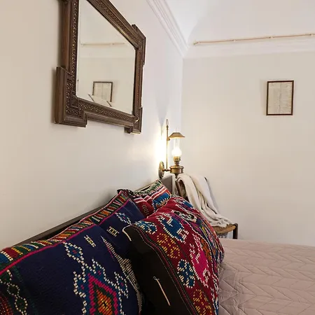 Passo Del Mattino Bed & Breakfast Locati