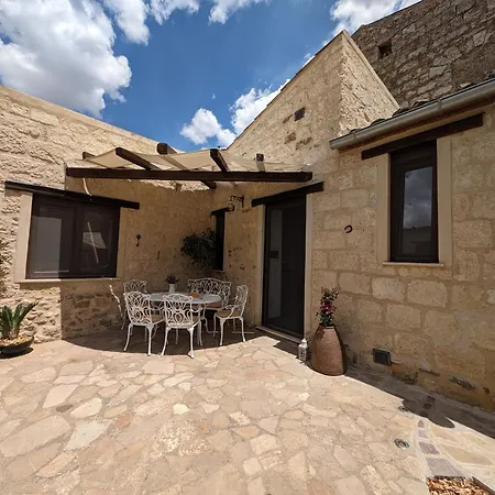 Passo Del Mattino Locati