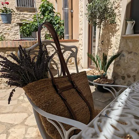 فندق مبيت وإفطار Passo Del Mattino Locati